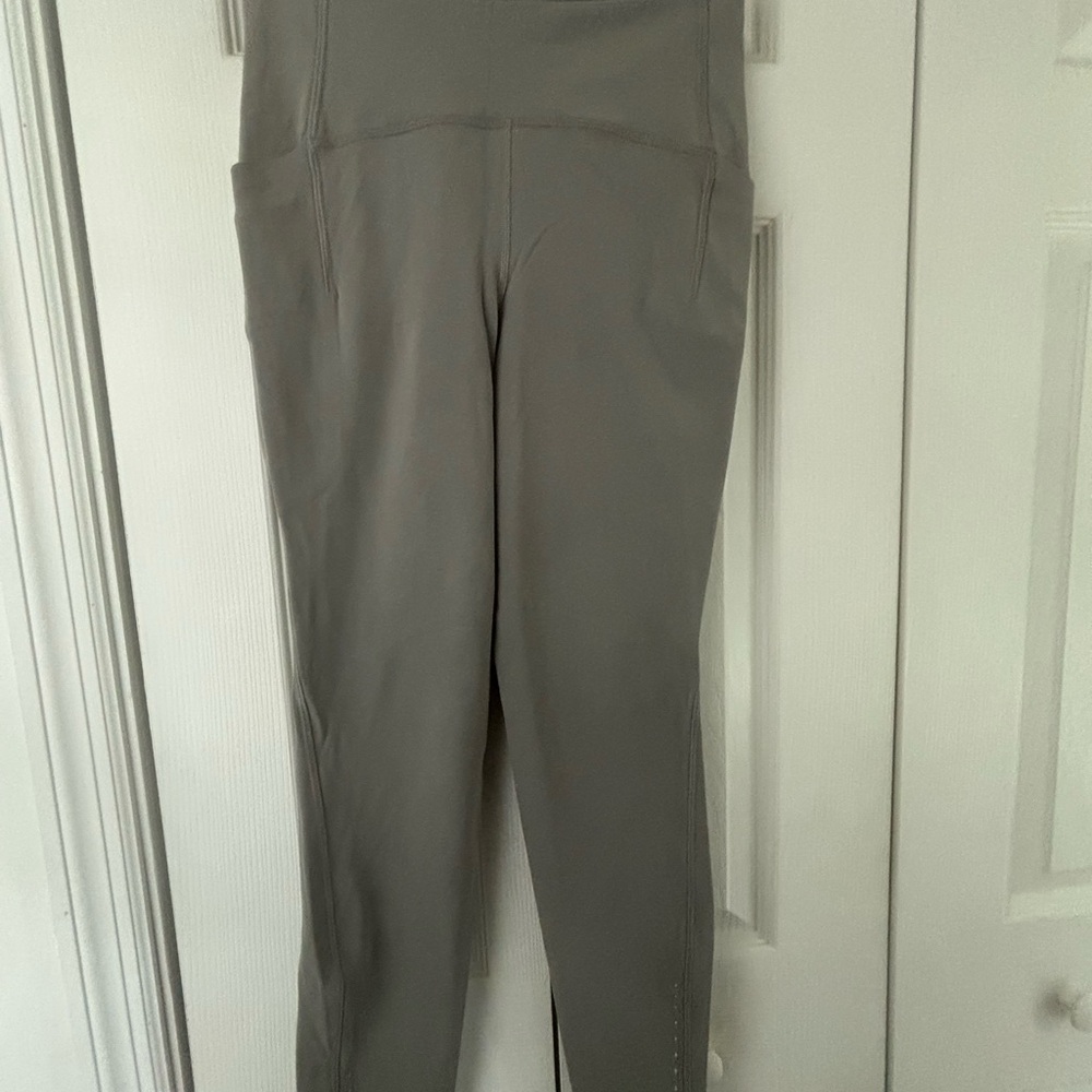 Lululemon Swift Speed HR Tight 28”